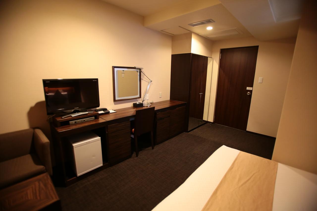 International Hotel Ούμπε Εξωτερικό φωτογραφία
