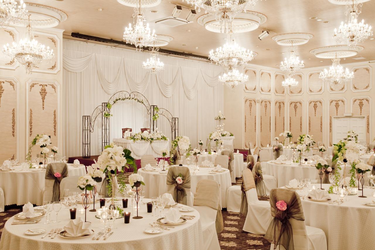 International Hotel Ούμπε Εξωτερικό φωτογραφία