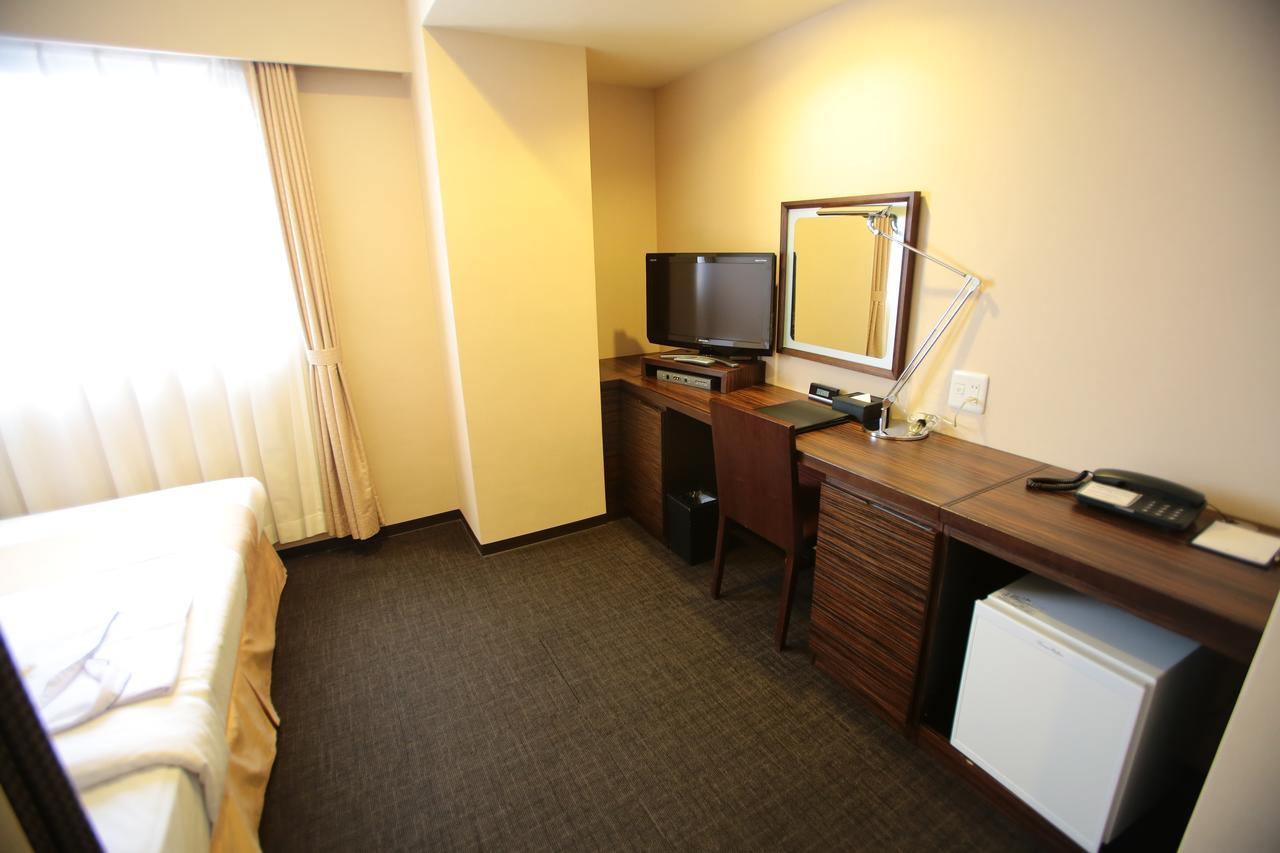 International Hotel Ούμπε Εξωτερικό φωτογραφία