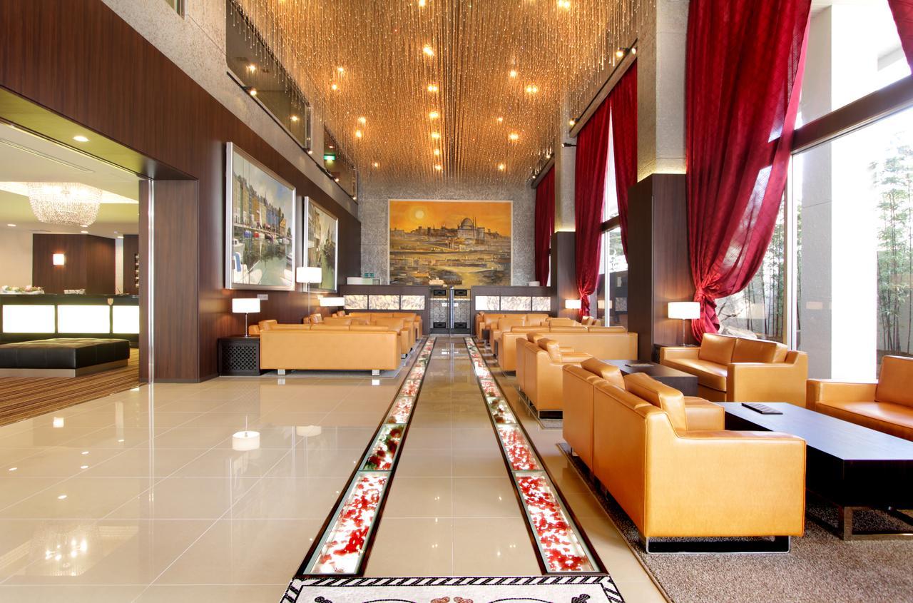 International Hotel Ούμπε Εξωτερικό φωτογραφία